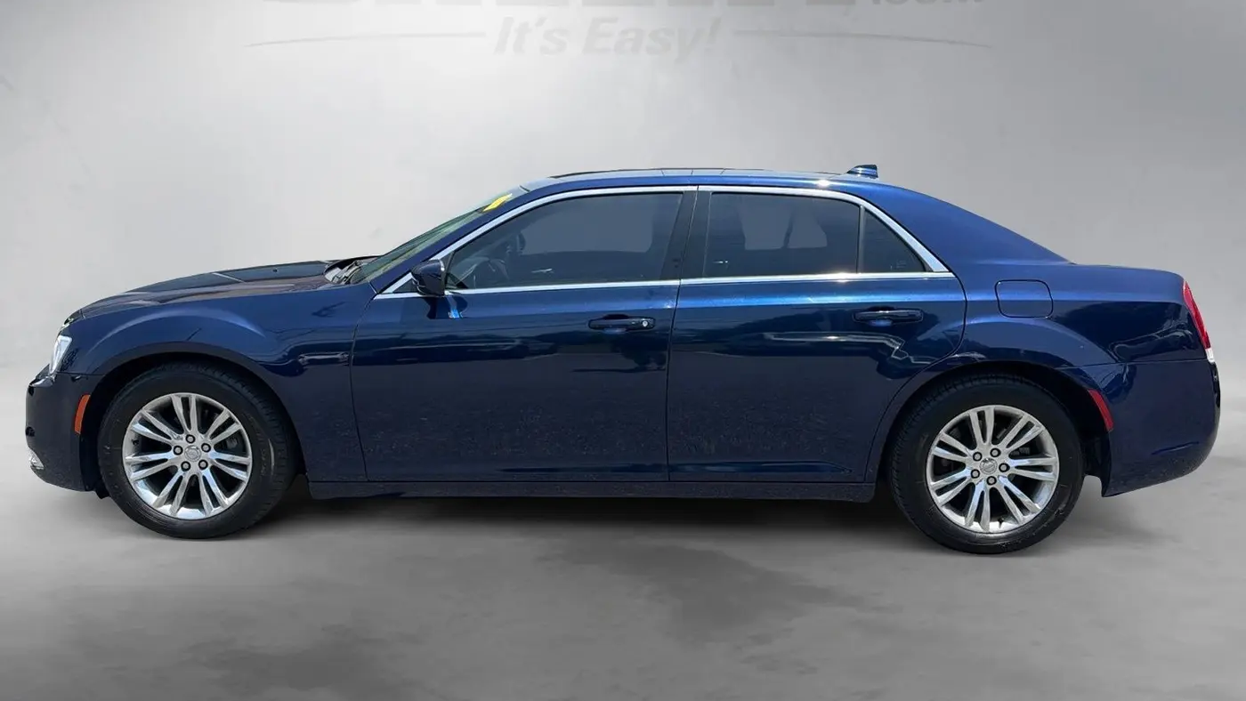 2016 Chrysler 300 Limited