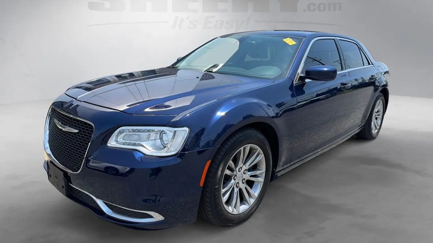 2016 Chrysler 300 Limited