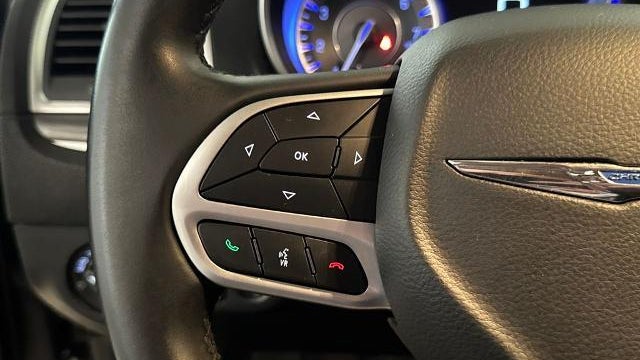 2018 Chrysler 300 Touring