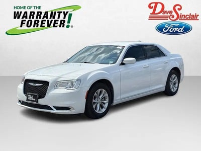 2023 Chrysler 300 Touring 4DR Sedan