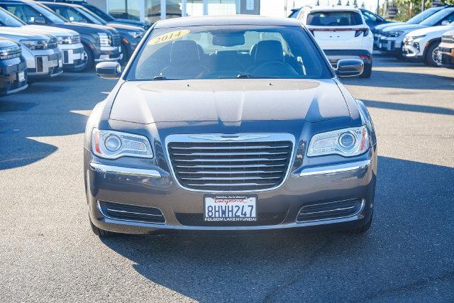 2014 Chrysler 300 - $7,163