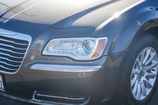 2014 Chrysler 300 - $7,163
