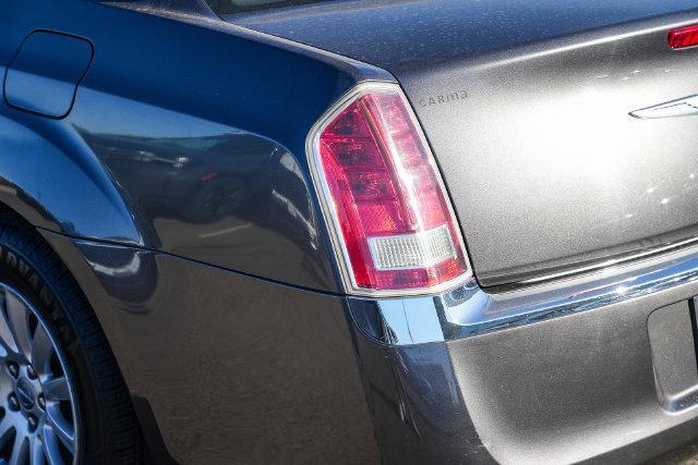 2014 Chrysler 300 - $7,163