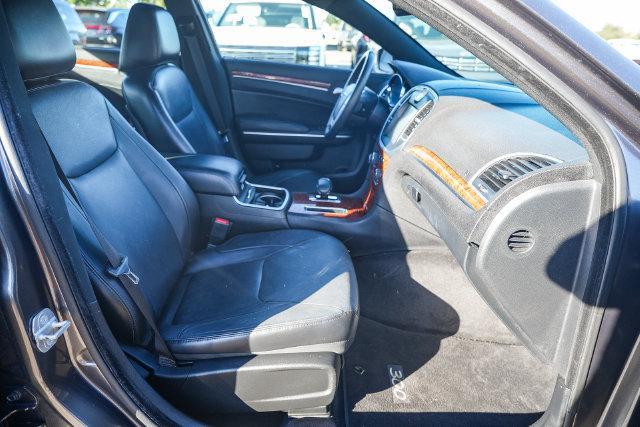 2014 Chrysler 300 - $7,163