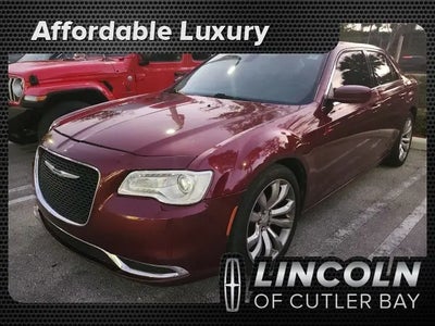 2017 Chrysler 300 Limited 4DR Sedan