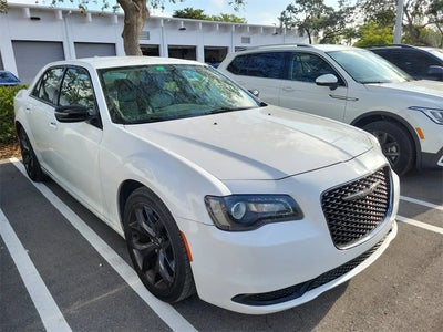 Photo of a 2021 Chrysler 300 for sale