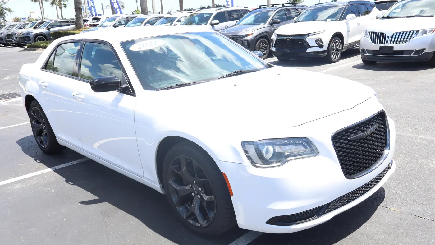 Preowned 2021 Chrysler 300 Touring for Sale
