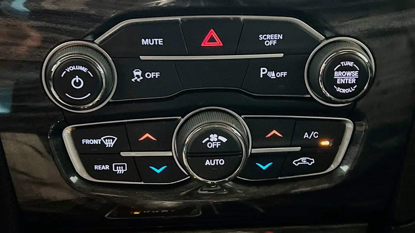 2021 Chrysler 300 Touring L