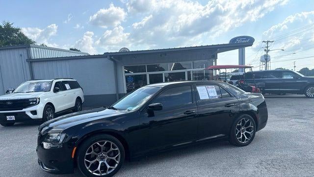 2018 Chrysler 300 Touring