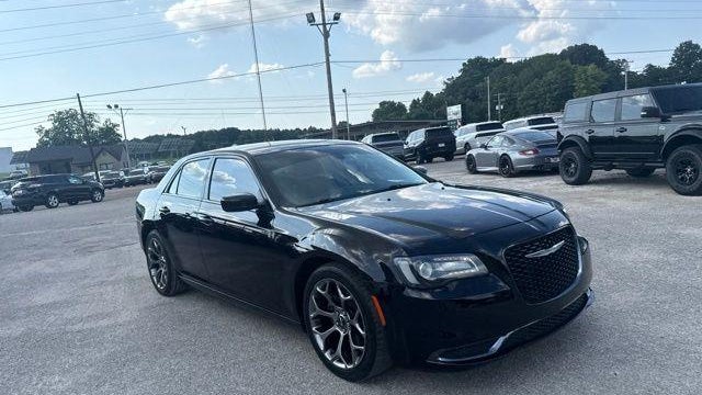 2018 Chrysler 300 Touring