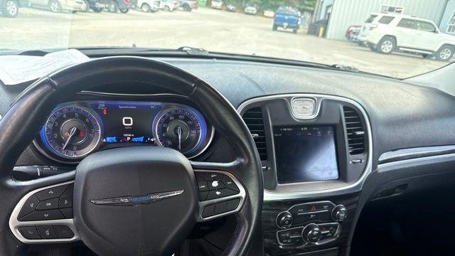 2018 Chrysler 300 Touring
