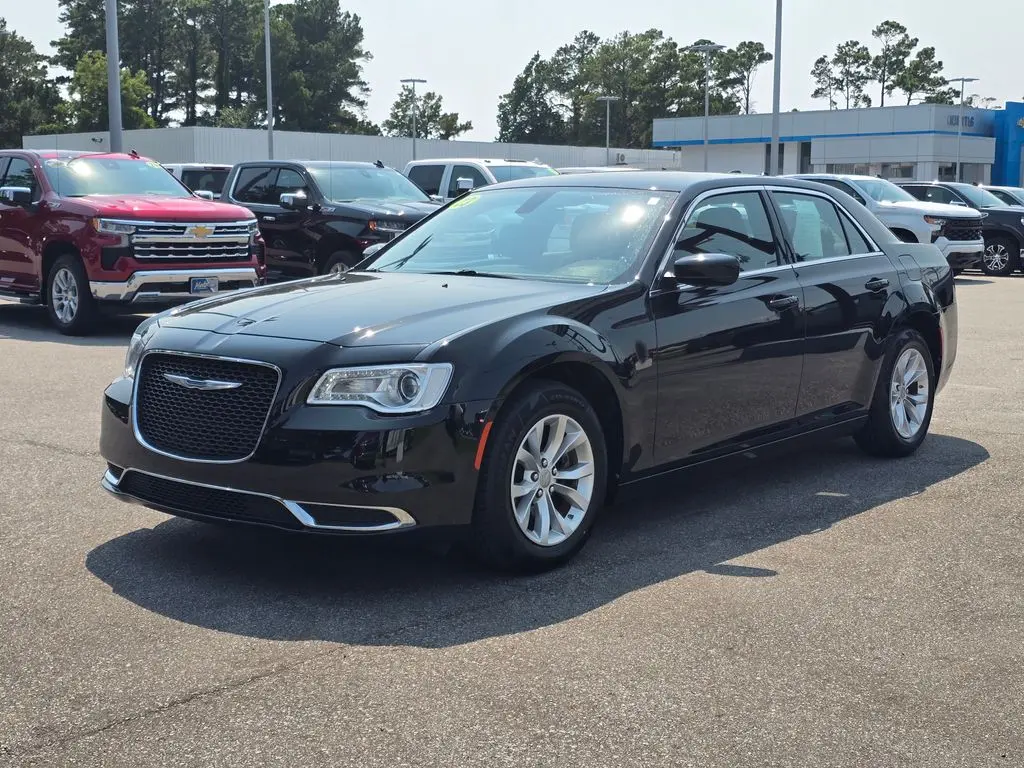 2023 Chrysler 300