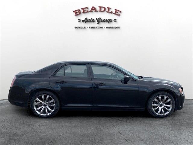 2014 Chrysler 300 - $15,125