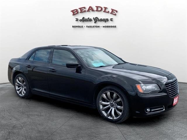 2014 Chrysler 300 - $15,125