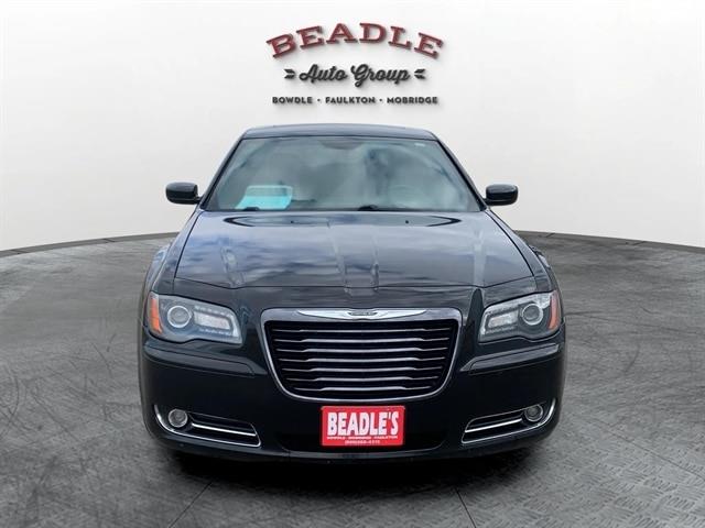 2014 Chrysler 300 - $15,125