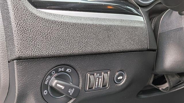 2021 Chrysler 300 S V6