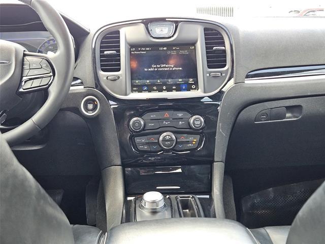 2023 Chrysler 300 - $30,940