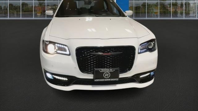 2022 Chrysler 300 S V6