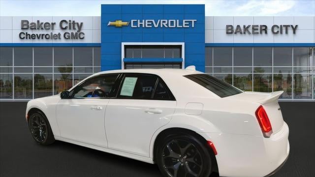 2022 Chrysler 300 S V6