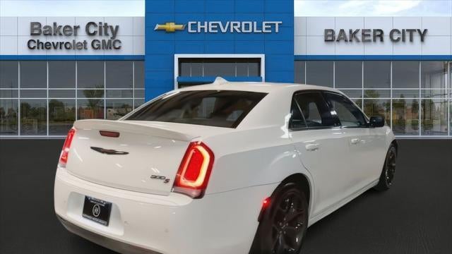2022 Chrysler 300 S V6