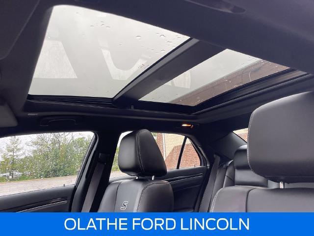 2023 Chrysler 300 - $24,444