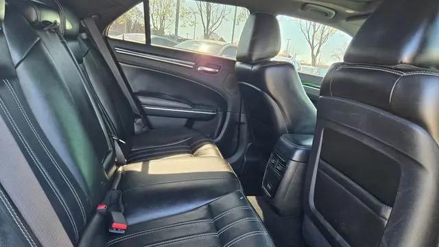 2022 Chrysler 300 S V6