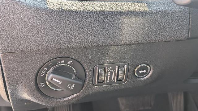 2023 Chrysler 300 S V6