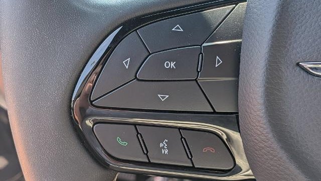 2023 Chrysler 300 S V6