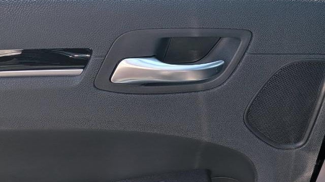 2023 Chrysler 300 S V6