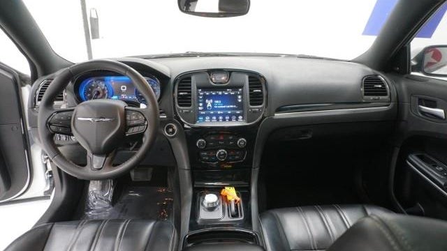 2023 Chrysler 300 S V6