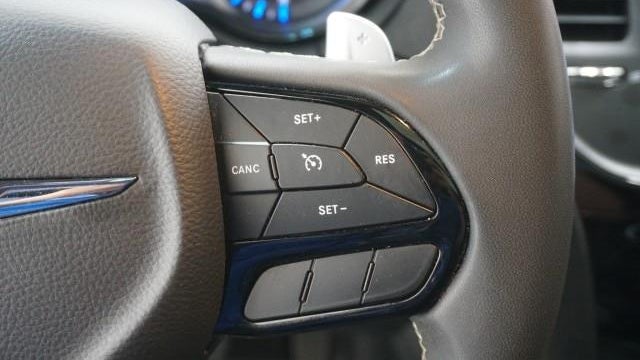 2023 Chrysler 300 S V6