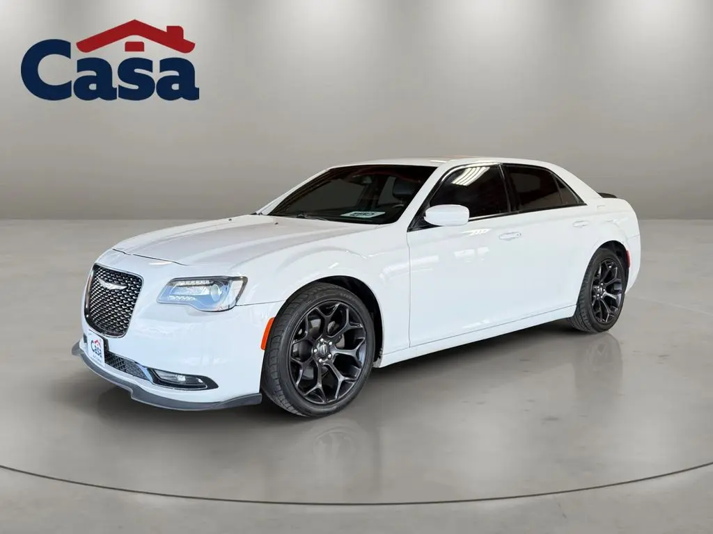 2019 Chrysler 300 - $18,003
