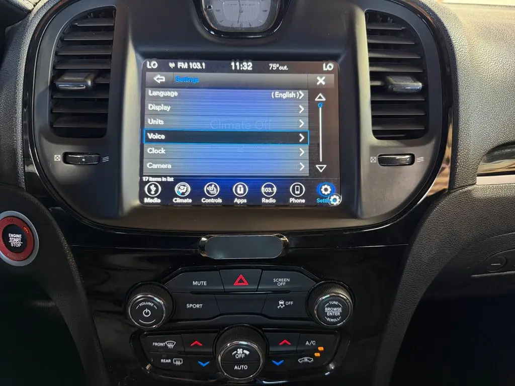 2019 Chrysler 300 - $18,003