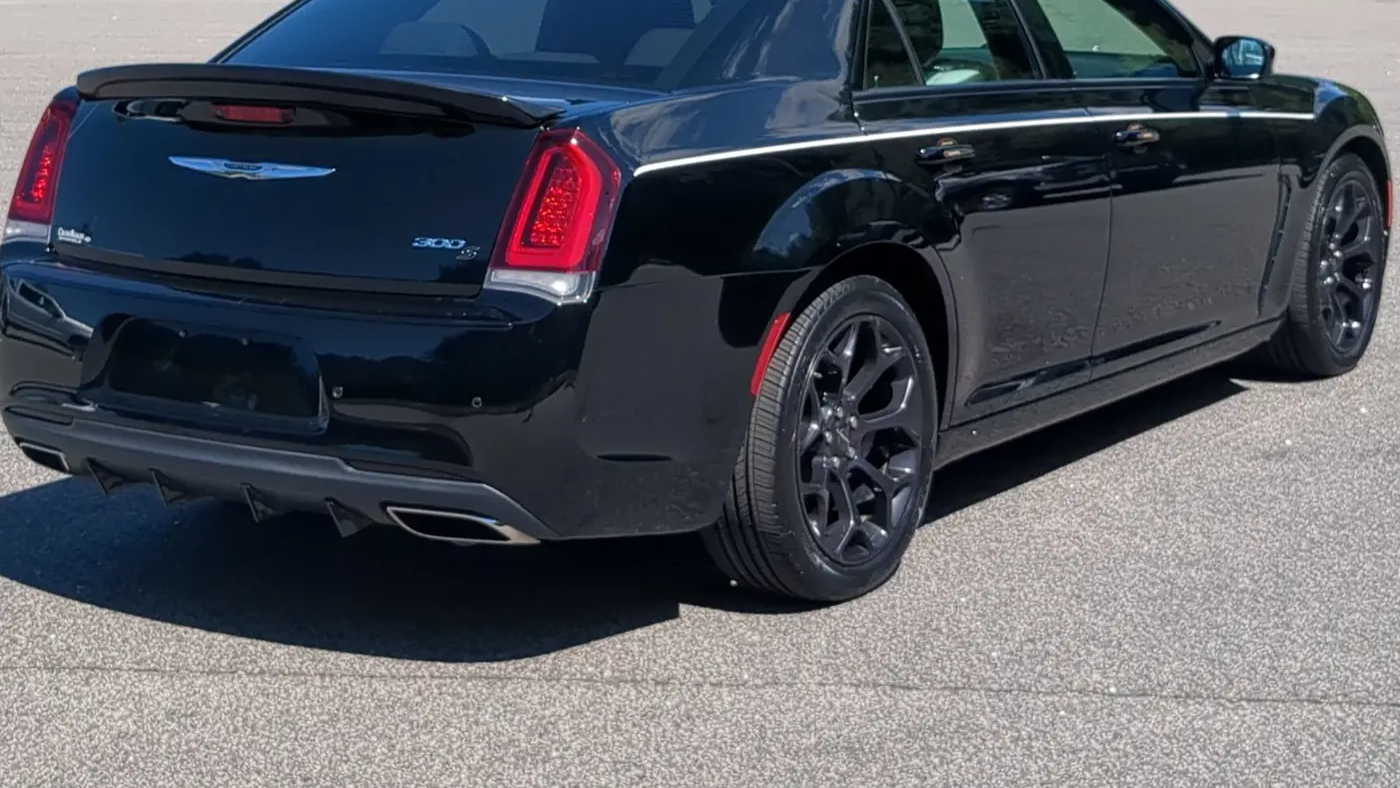 2020 Chrysler 300 S