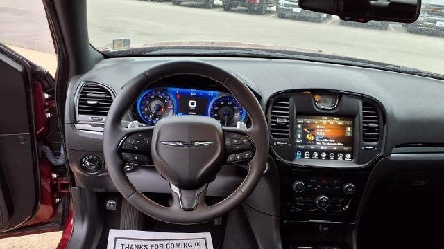 2023 Chrysler 300 S V6