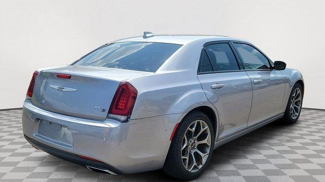 2016 Chrysler 300 S Alloy Edition