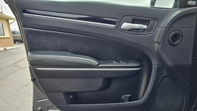2019 Chrysler 300 S
