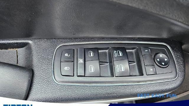 2019 Chrysler 300 S