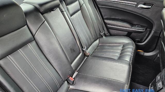 2019 Chrysler 300 S