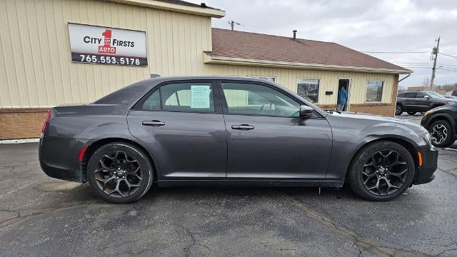 2019 Chrysler 300 S