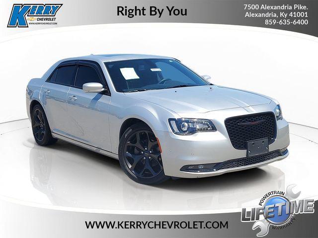 2022 Chrysler 300 - $23,740