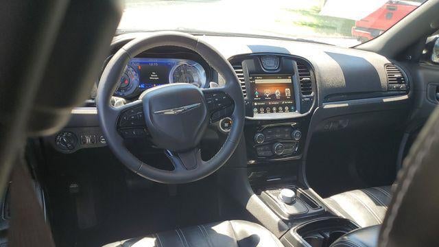 2022 Chrysler 300 S V6