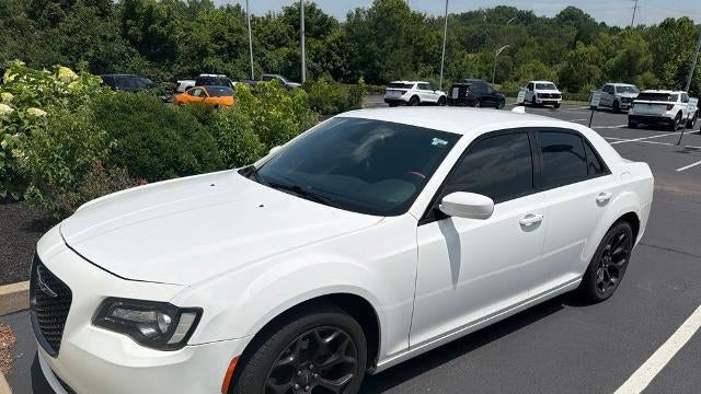 2019 Chrysler 300 S