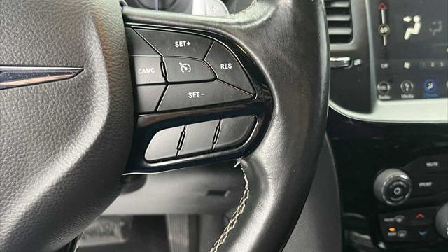 2019 Chrysler 300 S