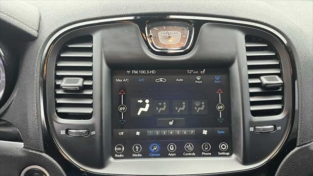 2019 Chrysler 300 S
