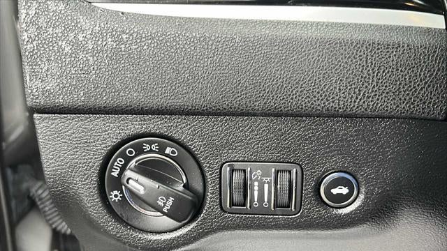 2019 Chrysler 300 S