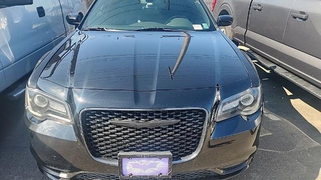 2017 Chrysler 300 S