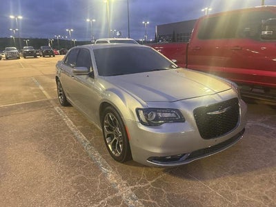 2018 Chrysler 300 S 4DR Sedan