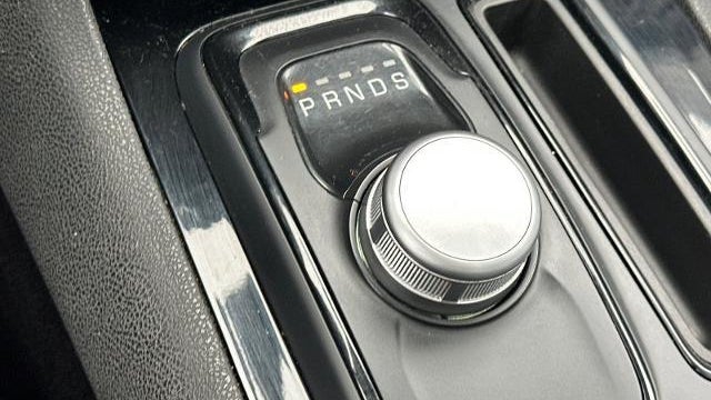 2023 Chrysler 300 S V6