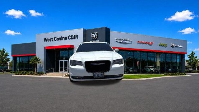 2018 Chrysler 300 S
